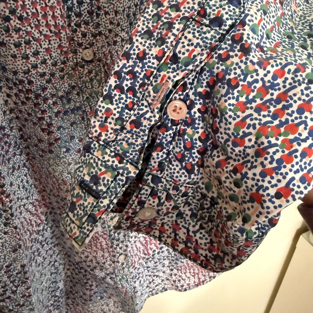 Boden Floral Button Down - Picture 6 of 8
